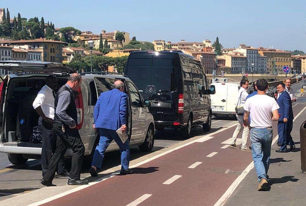 FOTO FV, I dirigenti viola tornati all'hotel