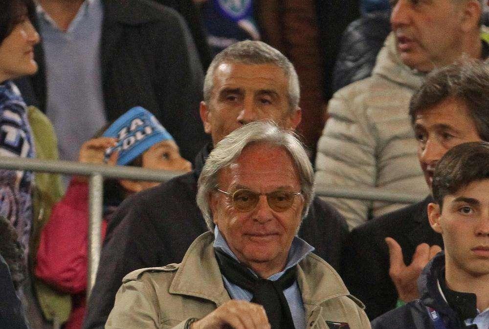 VIDEO, E Diego Della Valle scivola al Colosseo...