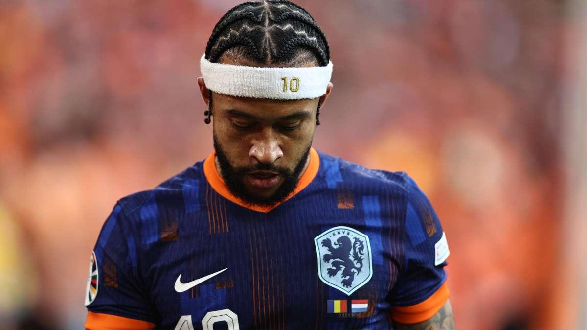 DEPAY, Concorrenza della Roma sui viola. E il Milan...