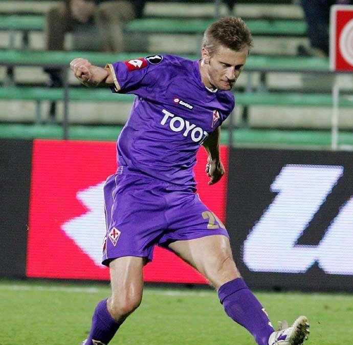 JORGENSEN A FV, Io viola? Non come statuina