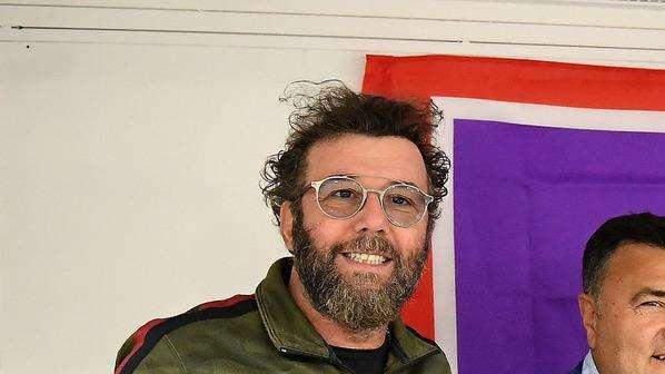 VALLESI A RFV, Barak un colpo. Ikoné, troppo poco