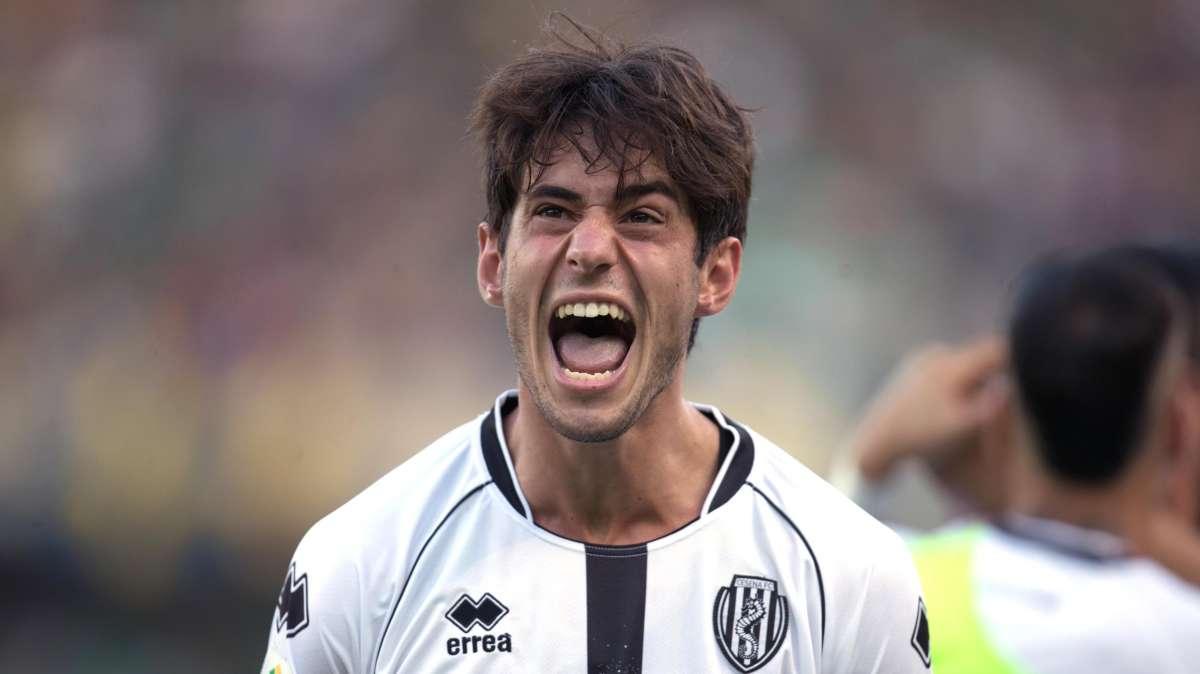 Vice Kean, la Fiorentina punta Shpendi: l'attaccante del Cesena è in cima alla lista