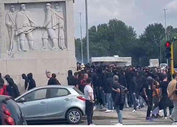 VIDEO FV, Primo corteo dei tifosi viola verso l'Olimpico