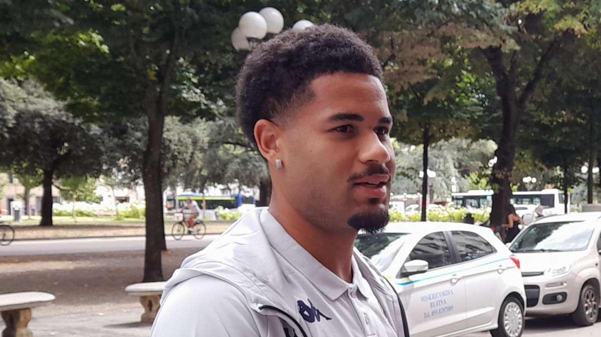 Simon Sohm verrà presentato alla stampa mercoledì al Viola Park
