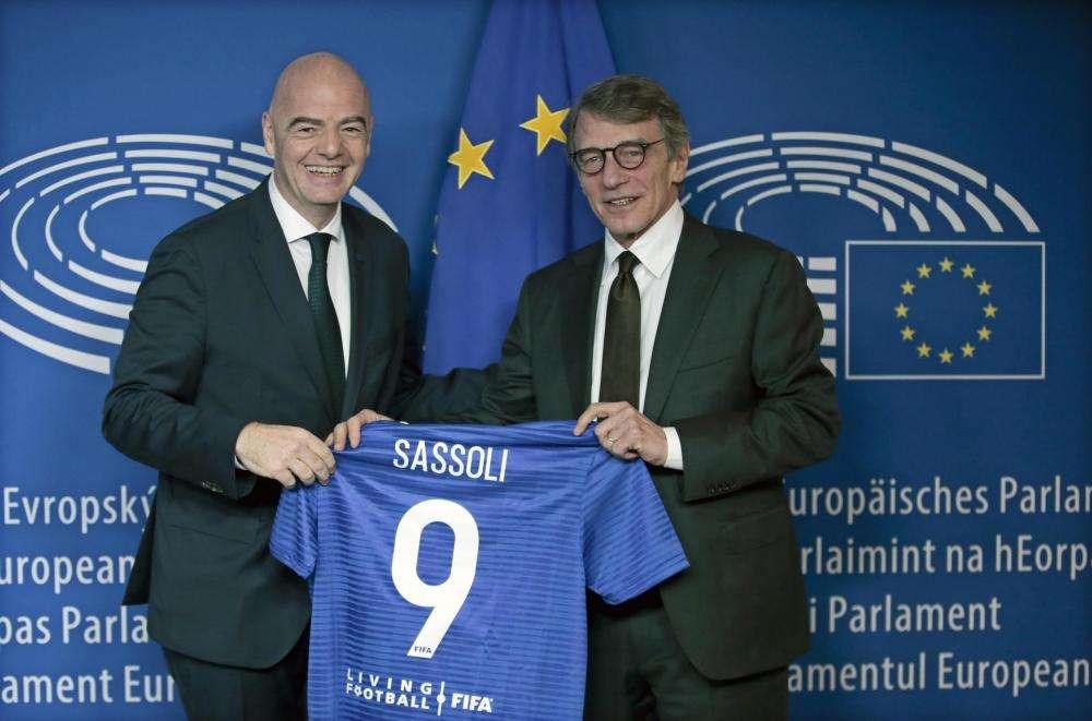 INFANTINO, Sassoli ha condiviso passione per il calcio