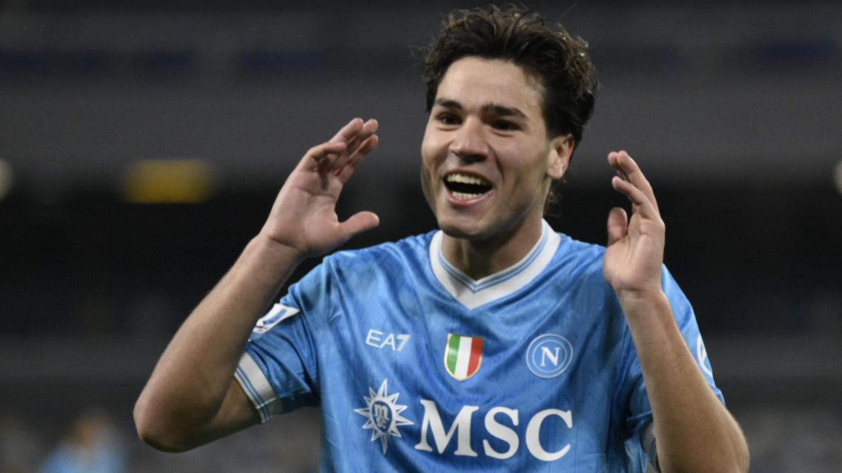 Napoli, Vergara rinnova il contratto fino al 30 giugno 2031