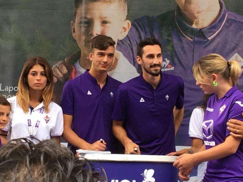 FOTO FV, Astori e Satalino agli autografi nel Village