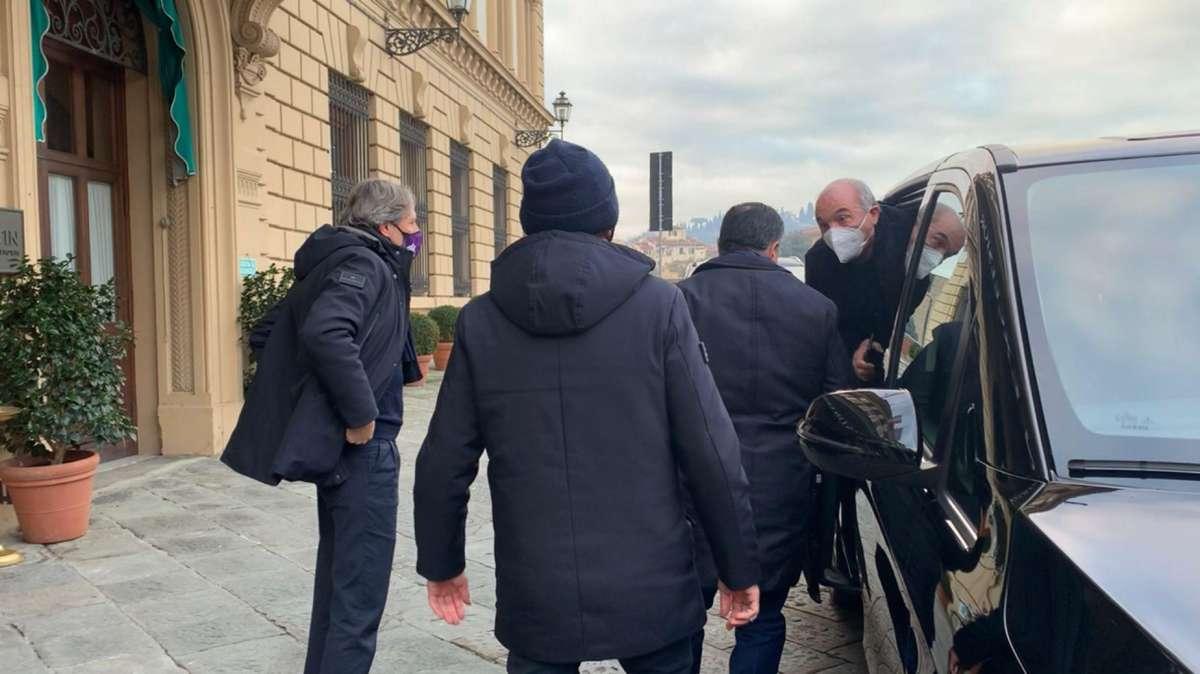 VIDEO FV, Commisso è arrivato in albergo