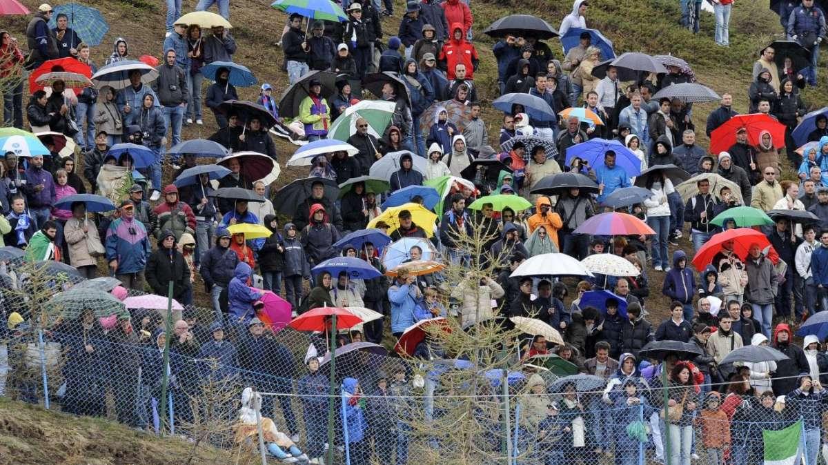 S. PIERO A SIEVE, Piove sul bagnato