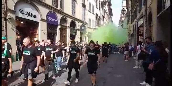 FIRENZE, Un'aggressione, cori e insulti dagli ungheresi
