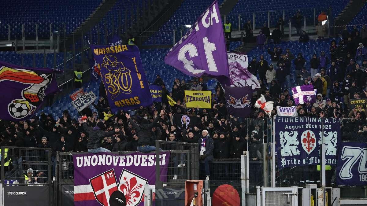 Divieto di trasferte, i tifosi viola fanno ricorso al Tar: in due giorni la decisione