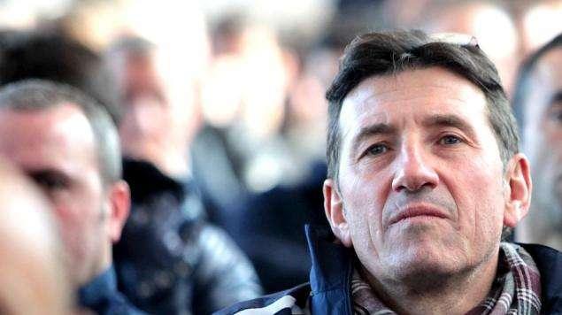 GALLI, Baba? Sarebbe da battergli la testa al muro