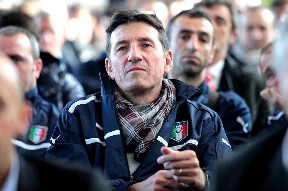 GALLI, Giusto il taglio degli stipendi in A. Dragowski...