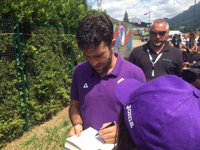FOTO FV, Festa per Rossi agli autografi. Con lui...