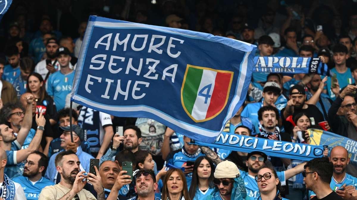 Comunicato della Curva A e B del Napoli: "Non saremo presenti a Firenze!"