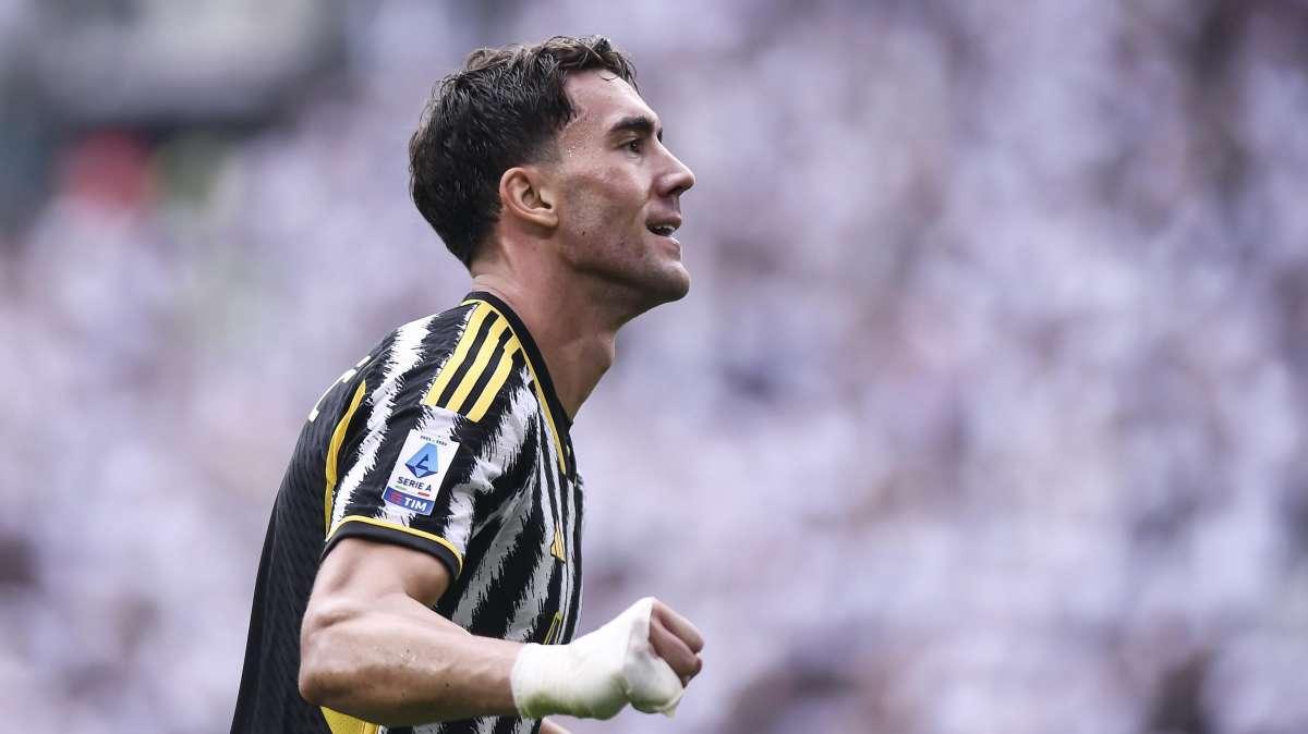 VLAHOVIC, L'agente a Torino per il rinnovo con la Juve