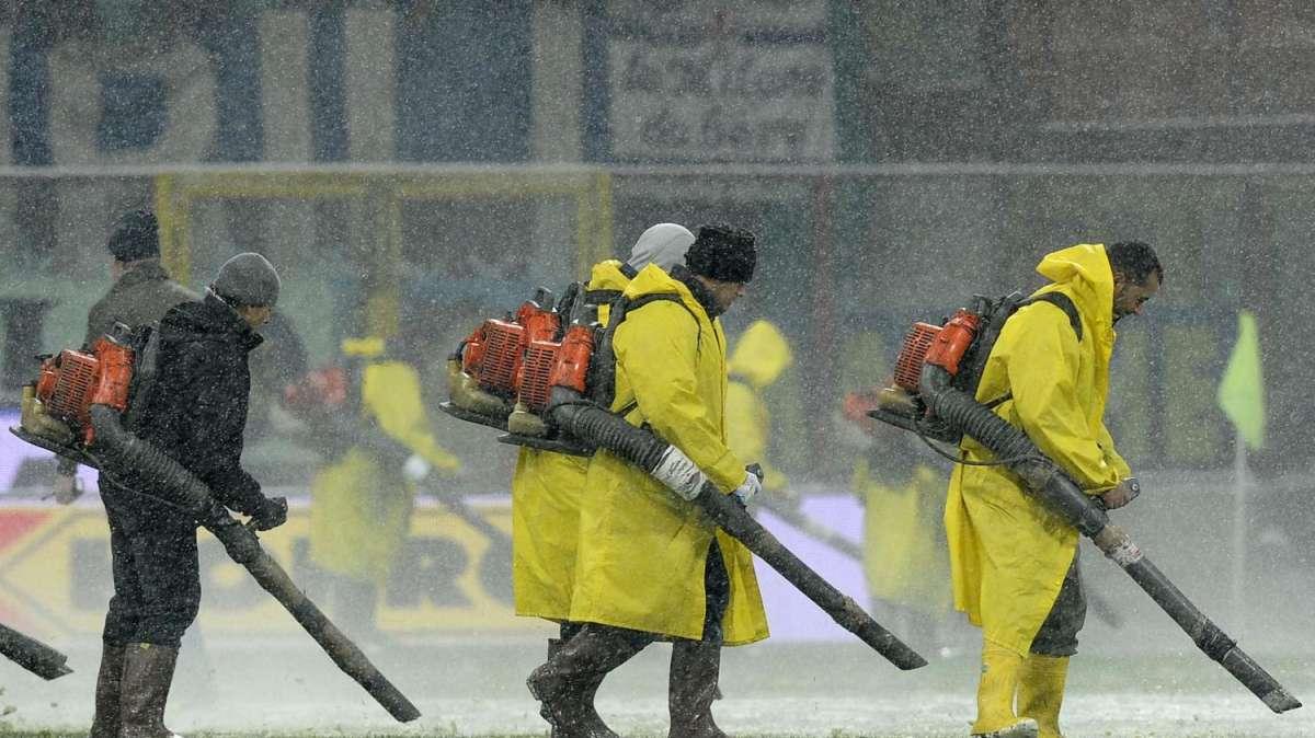 CALCIO SPEZZATINO, La guida di questi giorni