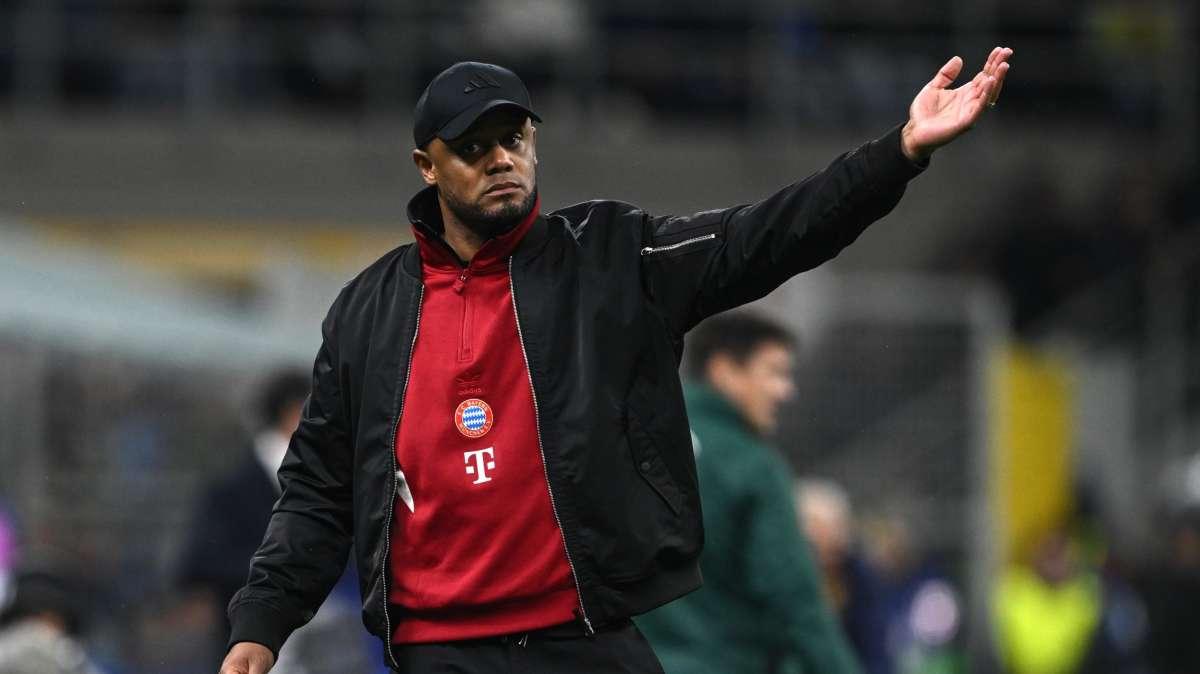 Kompany sul trasferimento di Dzeko: "Gli auguro il meglio". Scena buffa in conferenza