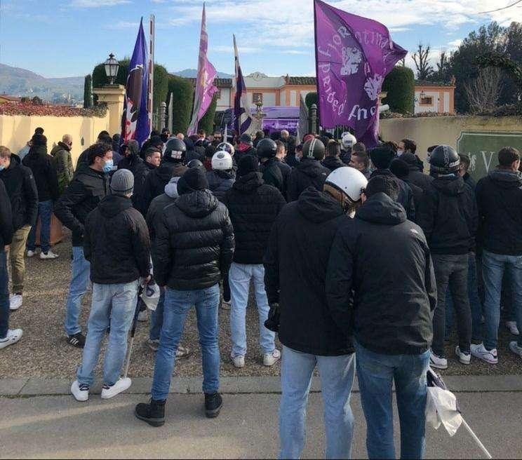 VIDEO FV, Tifosi incitano la squadra verso il Franchi