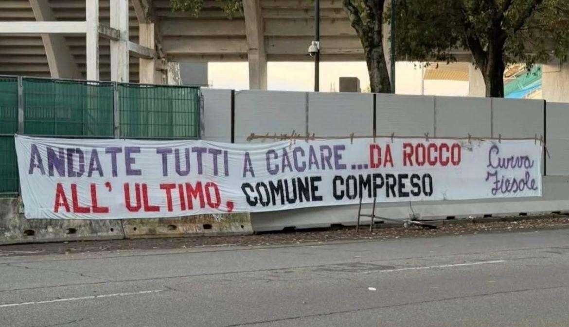 La Curva Fiesole alza i toni e contesta tutti: ora anche Commisso è al centro della protesta