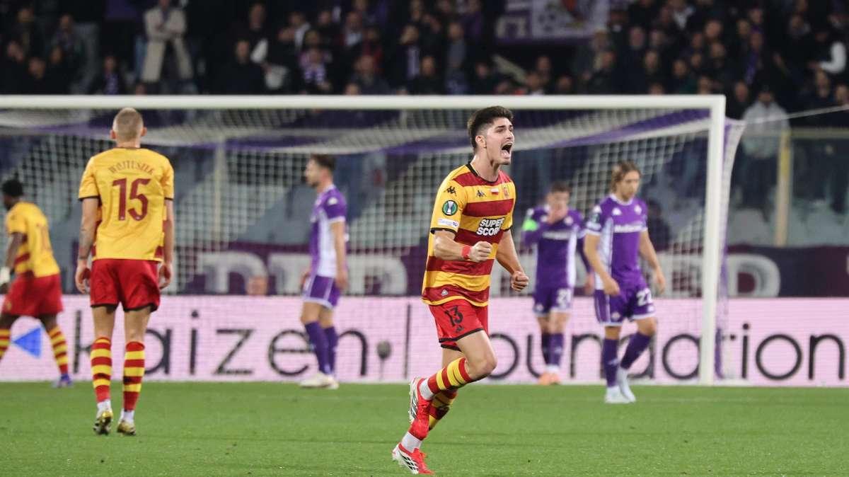 Una Fiorentina in bambola va sotto 0-2: all'intervallo suona il campanello d'allarme