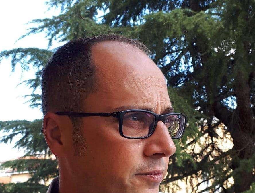 I DRIBBLING TRA I FIGLI, IL GIARDINO DI CHIESA, LA TERRAZZA DI KOUAME: LA FIORENTINA NON CAMBIA PROGRAMMI NEPPURE DOPO IL 4 MAGGIO. PRUDENZA È LA PAROLA CHIAVE, MA IL RISCHIO È FARE LA FINE DELLA FRANCIA. UN GRAZIE A MISTER LI E A CAPITAN PEZZELLA