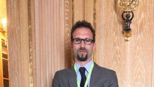 VICEPRESIDENTE AIC, Contrari a giocare alle 16.30