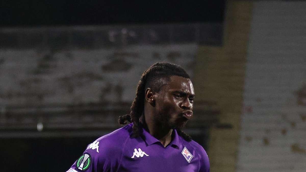 Fiorentina-Carrarese, traversa e gol di Kean: al 45' i viola conducono 1-0