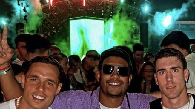 FOTO, Gli ex viola Vlahovic e Lirola in vacanza a Ibiza