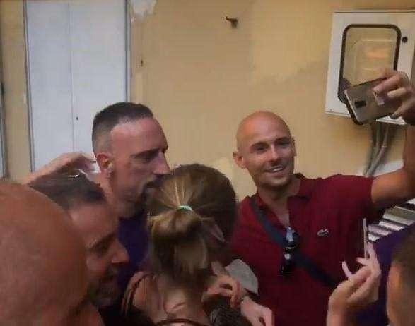 VIDEO FV, Franck Ribery esce dalle visite mediche