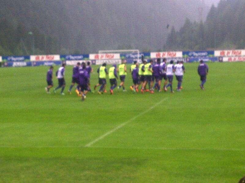 MOENA, Squadre in campo, e la pioggia diminuisce
