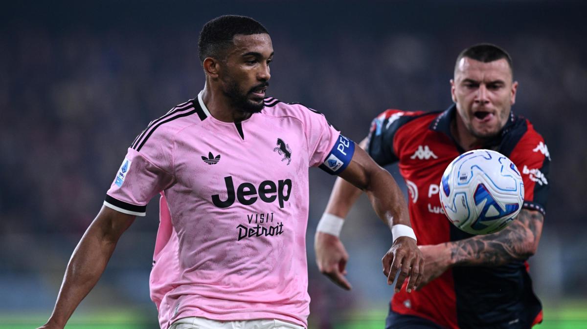 Serie A, la Juve cade a Genova: De Rossi vince 2-0. Poker Napoli a Monza: 1-4