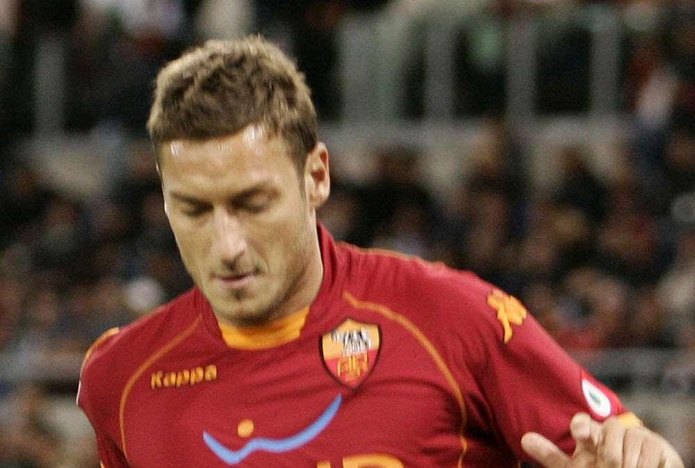 ROMA, Il pesce d'aprile di Totti