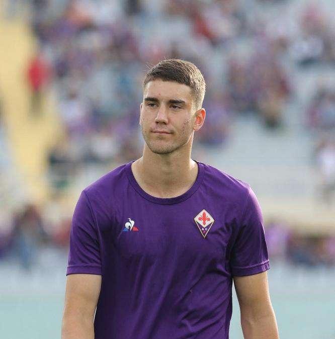 FIO-CAG 1-1,  Spazio a Vlahovic, fuori Simeone