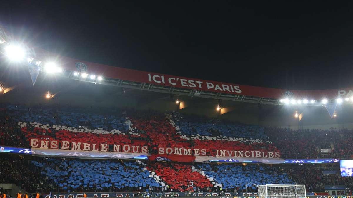 UEFA, Apre procedimento per saluti nazisti in PSG-Barça