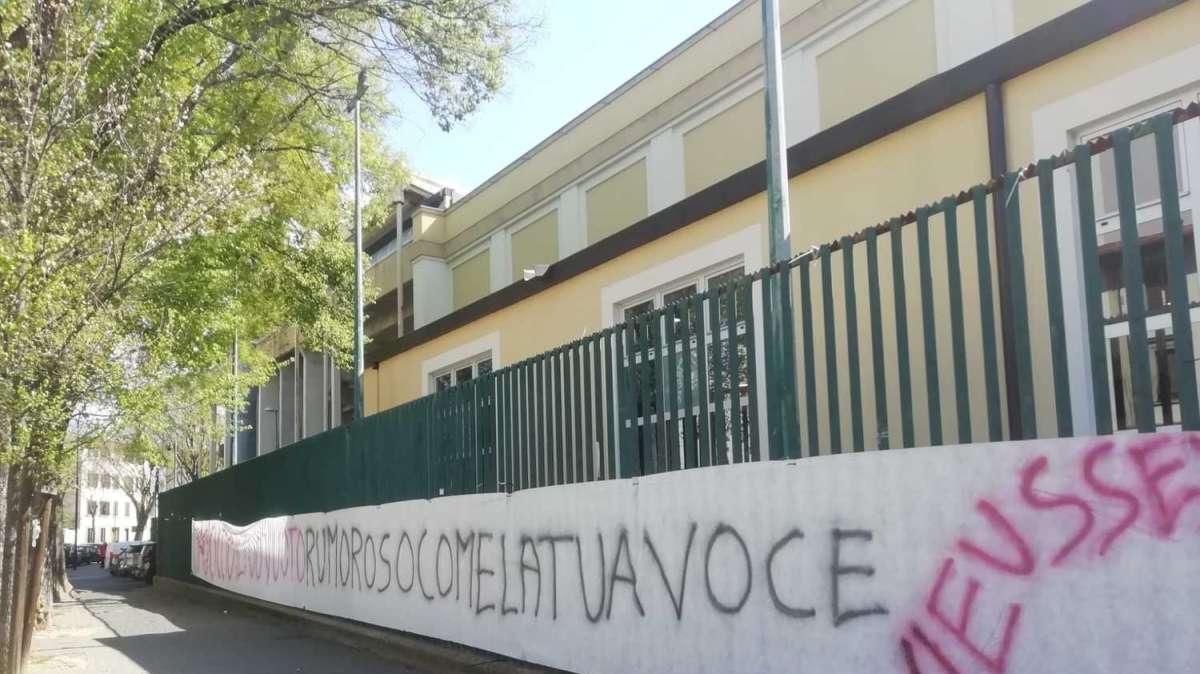 FOTO E VIDEO FV, Striscione Vieusseux per Rialti