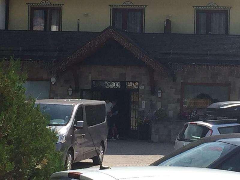 VIDEO FV, Kalinic lascia l'albergo e se ne va