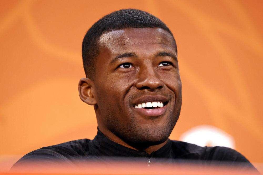 WIJNALDUM, Fuori dal campo se ci sono cori razzisti