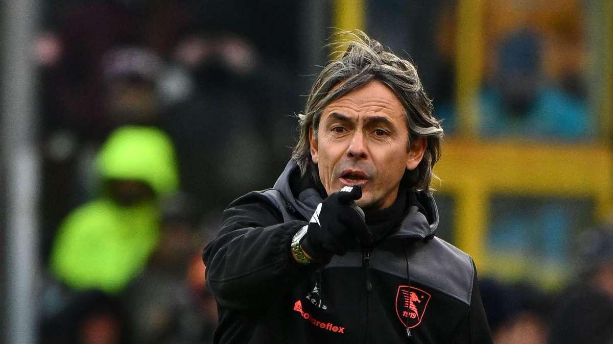 QUI SALERNO, Tchaouna punta al recupero con i viola