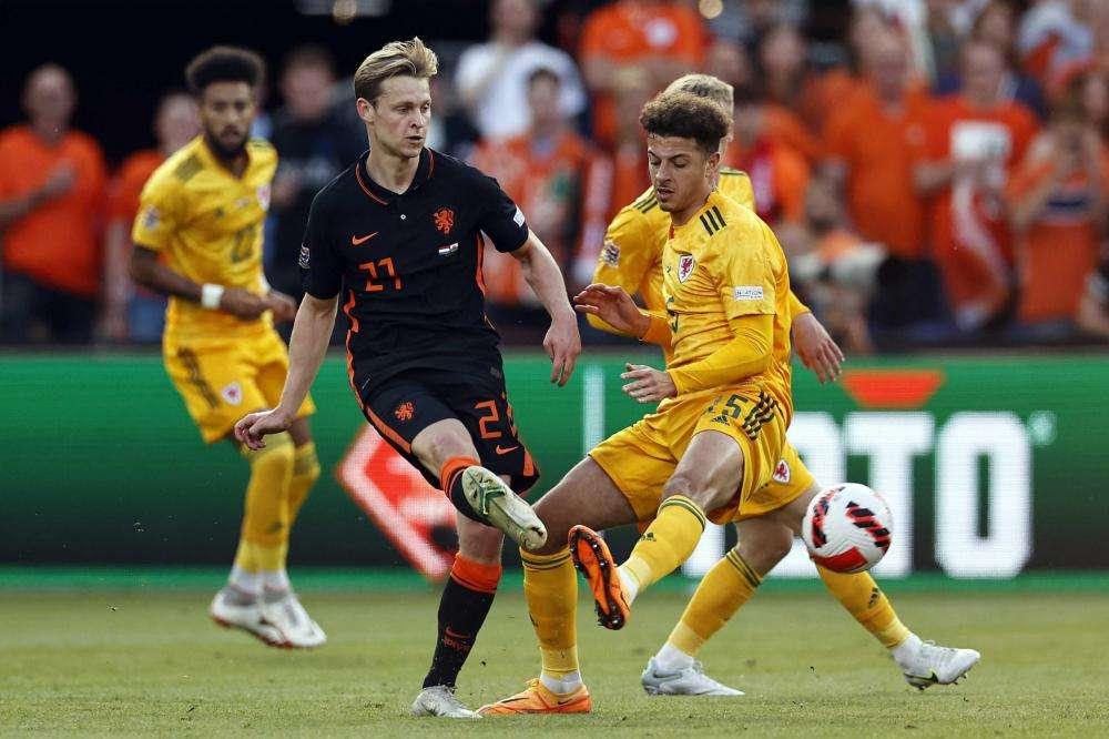 UNITED, 75 mln a Barca per De Jong, nodo contratto