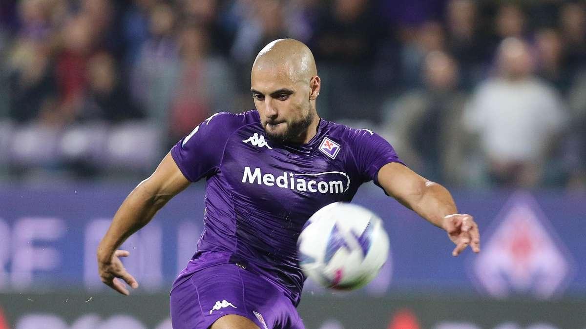 DILEMMA AMRABAT: LA VIOLA VUOLE IL RINNOVO, LUI SOGNA LA CHAMPIONS