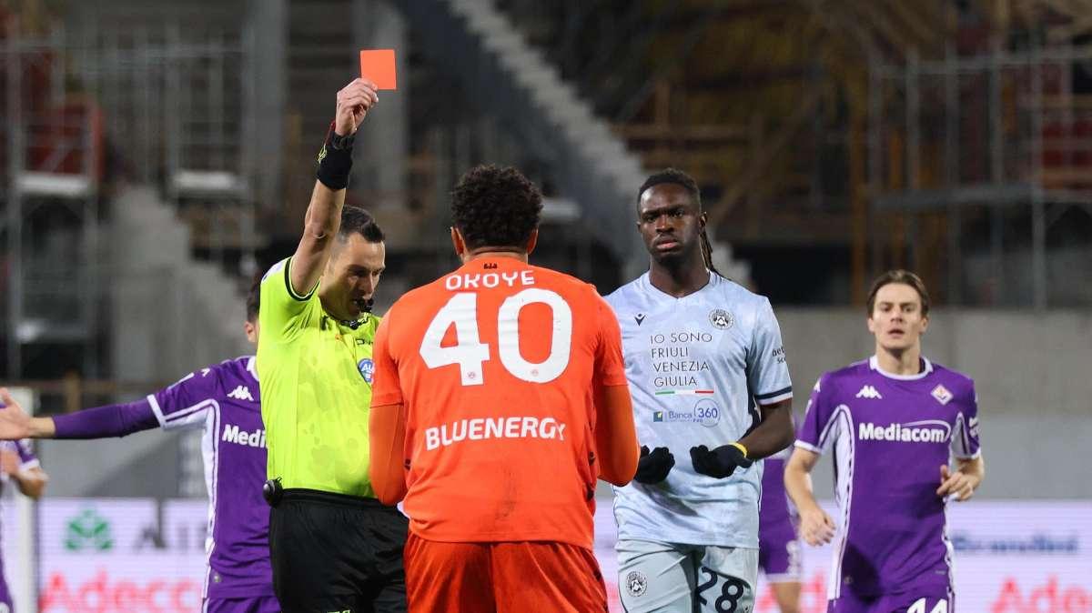 La moviola di Fiorentina-Udinese: espulsione di Okoye ineccepibile, Parisi graziato