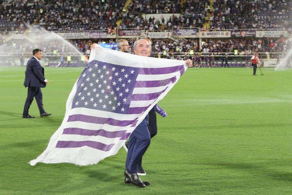CONSOLE US, Da noi il sindaco chiama investitori