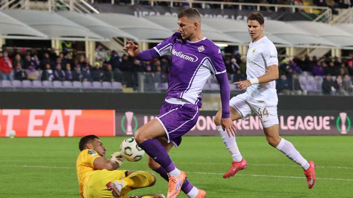 De Rossi chiama Dzeko al Genoa, Tuttosport: "Avviati i primi contatti con la Fiorentina"