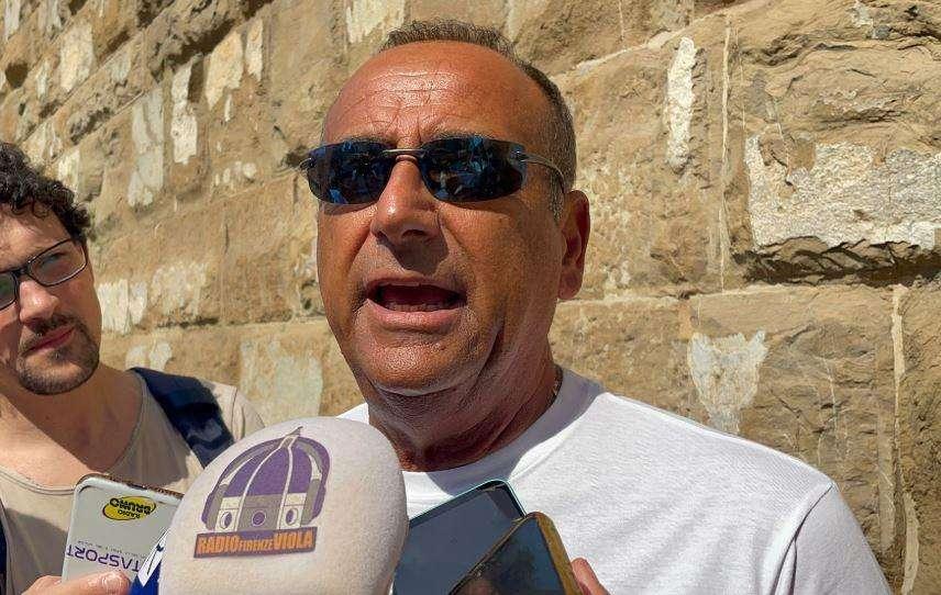Carlo Conti: "Kean in Arabia? Se vuole mi metto le treccine e vado io al suo posto"