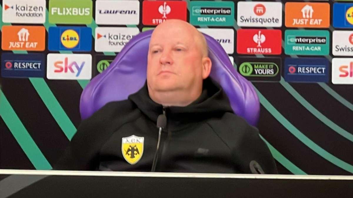 Nikolic dalla sala stampa: "Fiorentina piena di campioni. Loro faranno la partita"