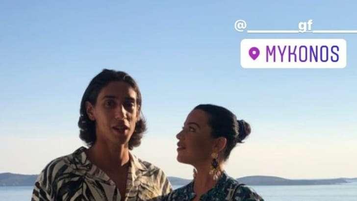 VACANZE VIOLA, Maleh è a Mykonos con la fidanzata