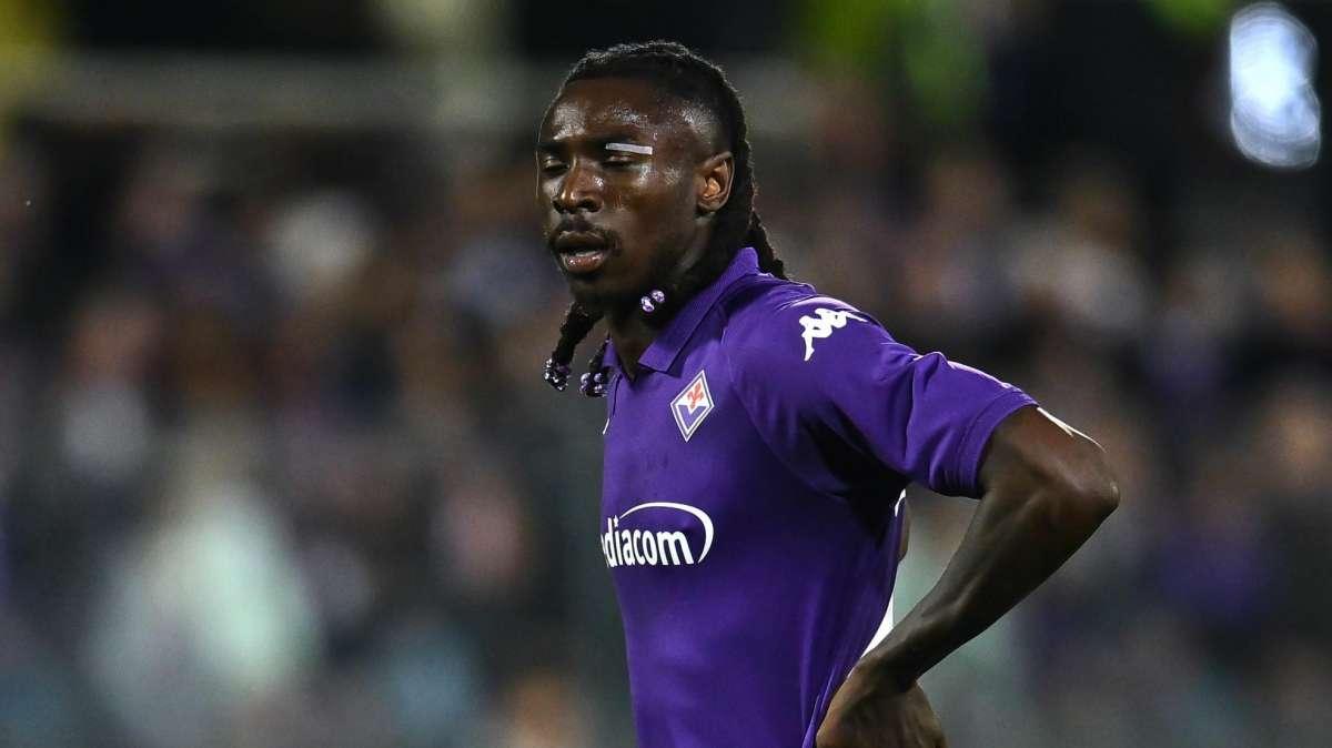 Il Napoli spinge su Kean: contatti costanti tra i partenopei e il centravanti della Fiorentina