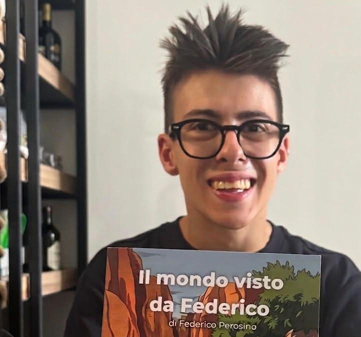 “Il mondo visto da Federico”: la vita, le sfide e il cuore viola di un ragazzo di 22 anni