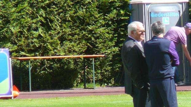 FOTO FV, Lungo colloquio Sousa-Corvino al Benatti